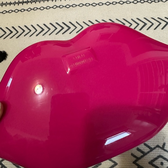 👄 Lulu Guinness Fucsia Pink Lips Novelty Fun Trendy Clutch Purse Handbag Bag - Picture 5 of 13